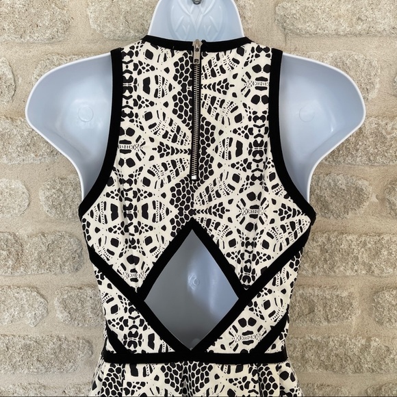 Parker 'Hudson' Print Fit & Flare Dress M 6 8 - Picture 10 of 10